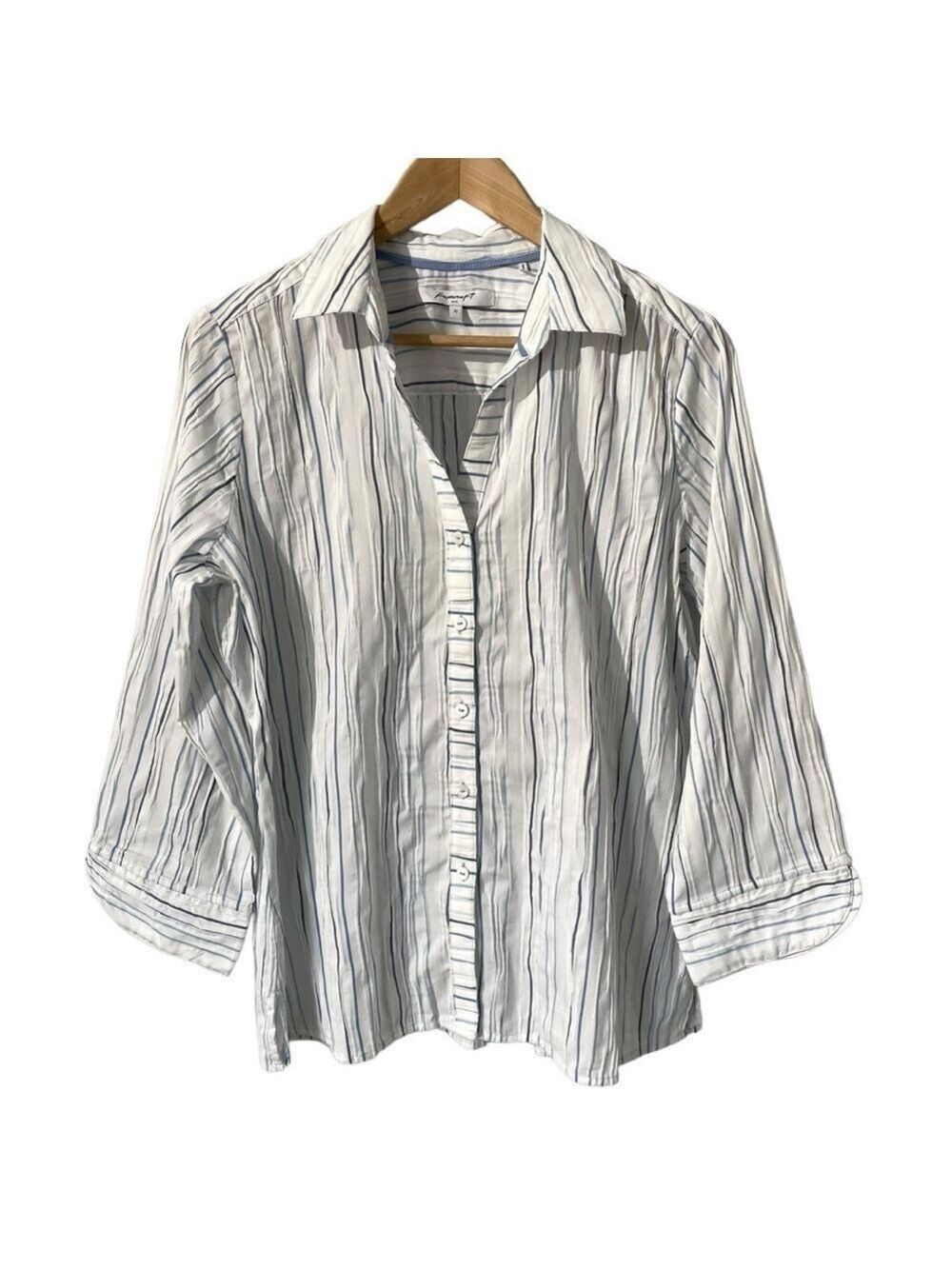 Foxcroft Coastal Button Down Shirt Womens 12 White Blue Stripe Textured GUC